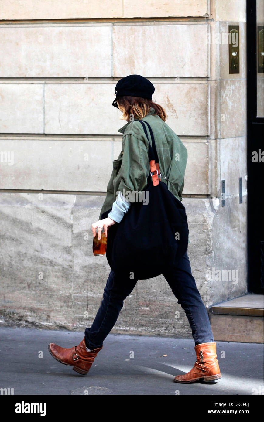 Newly-engaged Drew Barrymore seen leaving her Ritz hotel holding a