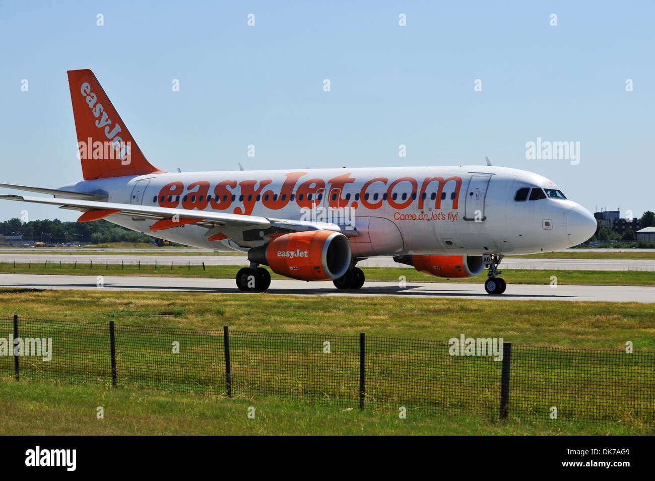 EasyJet plane, EasyJet airline, EasyJet aeroplane at Gatwick Airport, London, Britain, UK Stock Photo