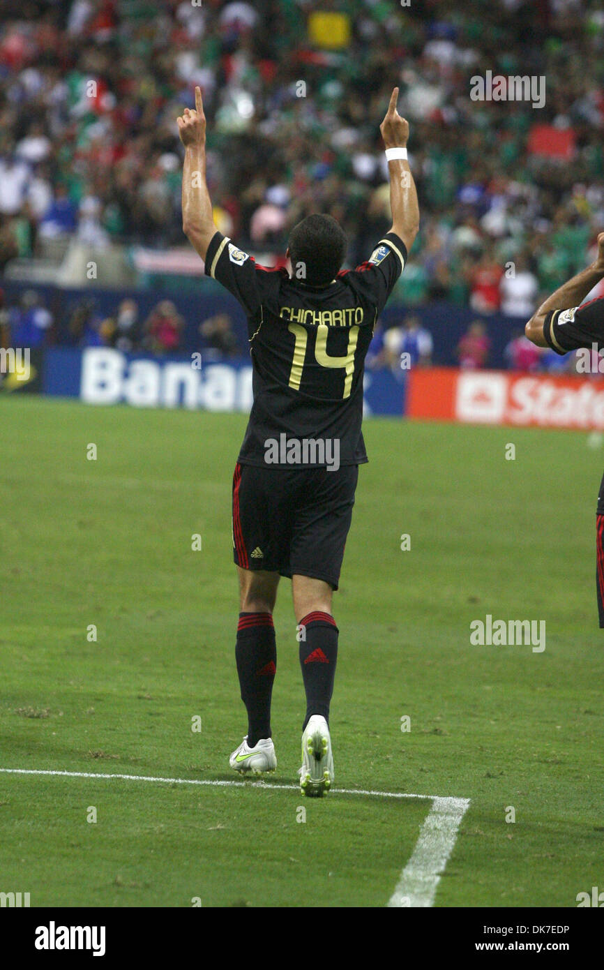 June 22, 2011 - Houston, Texas, U.S - Mexico Attacker J. Hernandez (14) celebrates his goalscored in the first overtime perion to put Mexico up by 2. Mexico defeated Honduras 2 - 0 in overtime in the CONCACAF Gold Cup Semifinals 2011 at Reliant Stadium in Houston, Texas. (Credit Image: © Luis Leyva/Southcreek Global/ZUMAPRESS.com) Stock Photo