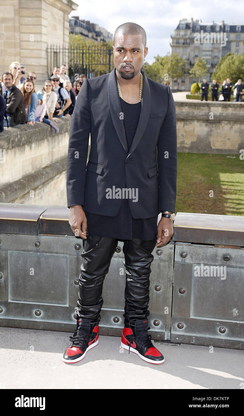 Celebrity sightings featuring hi-res 
