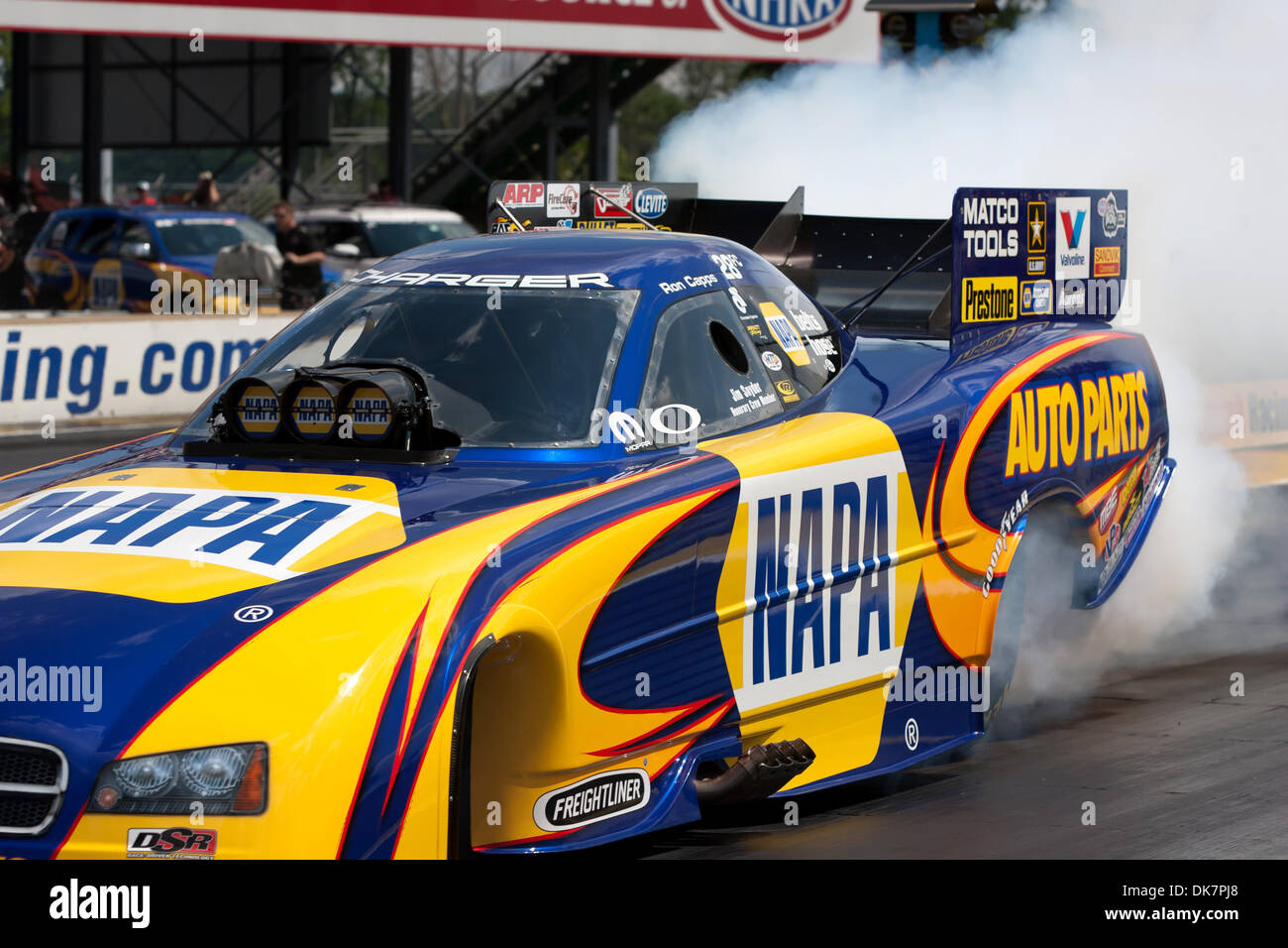 June 26, 2011 Norwalk, Ohio, U.S Ron Capps (28, NAPA AUTO PARTS DSR