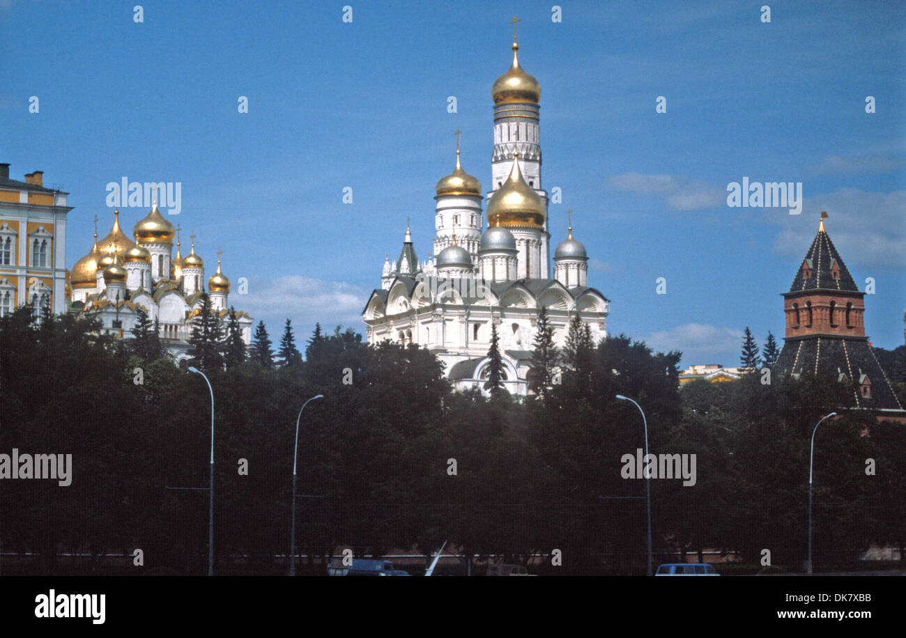 Moscow - the ancient metropolis of Soviet Russia of the 30s Moscow - the ancient metropolis of Soviet Russia of the 30s
