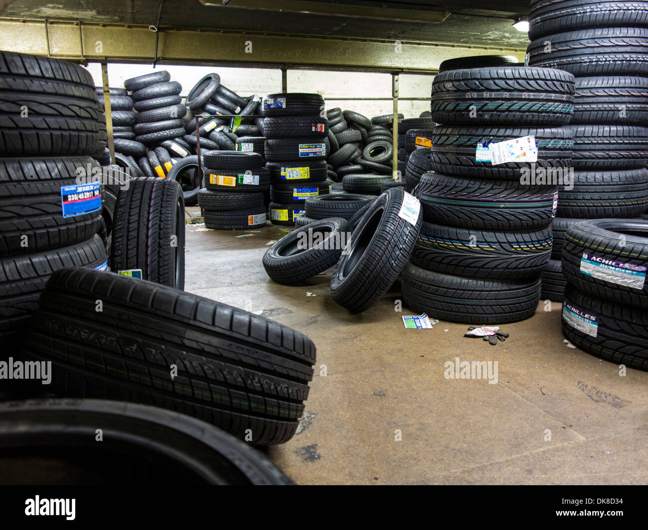Tyre depot hires stock photography and images Alamy