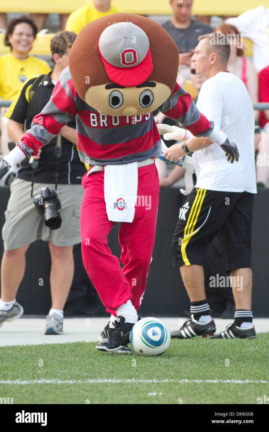 July 23, 2011 - Columbus, Ohio, U.S - Ohio State Buckeye mascot Brutus ...