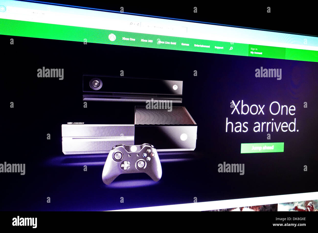 Lucht zak reflecteren Xbox one online advertising Stock Photo - Alamy