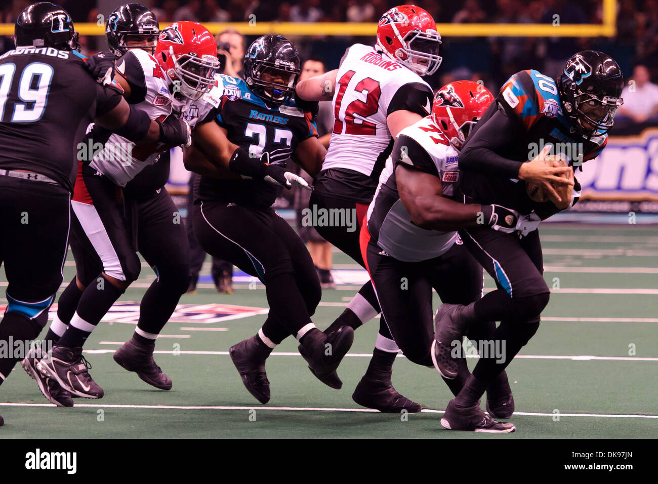 August 12, 2011: Arizona Rattlers Nick Davila #10 in action during the ...