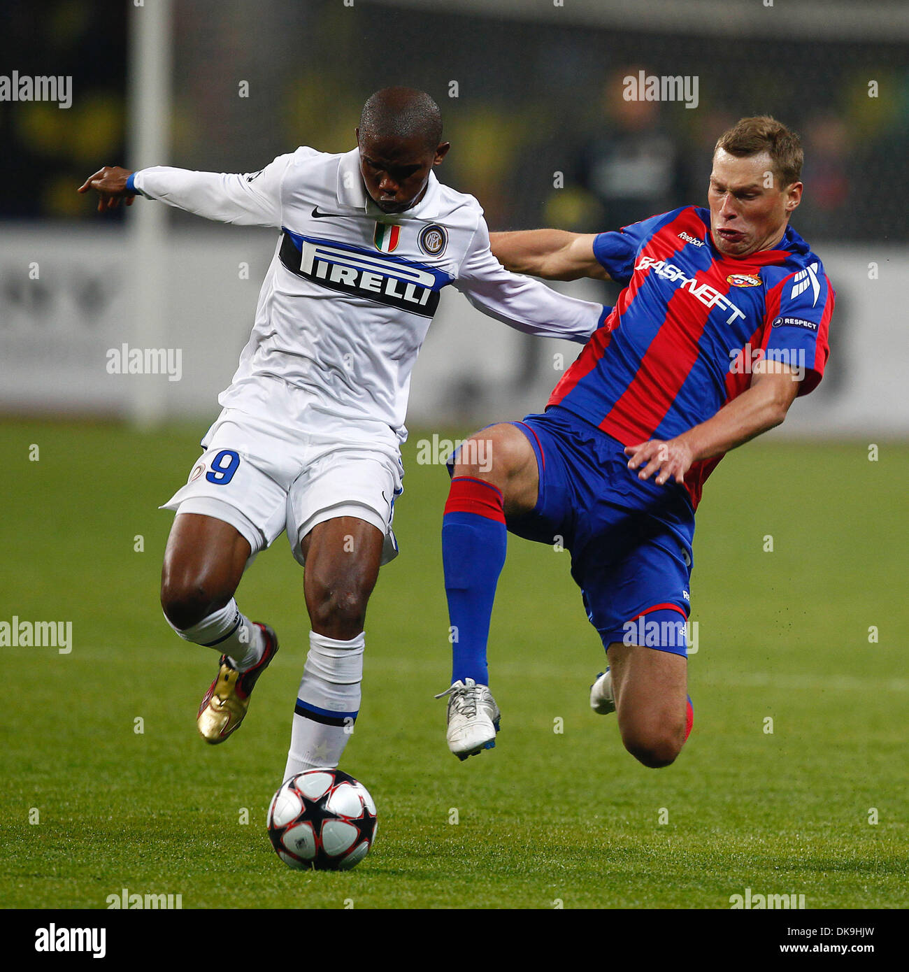 Budapest Honved Contra O Jogo De Futebol De Anzhi Makhachkala Foto de Stock  Editorial - Imagem de tiroteio, campeonato: 25906238