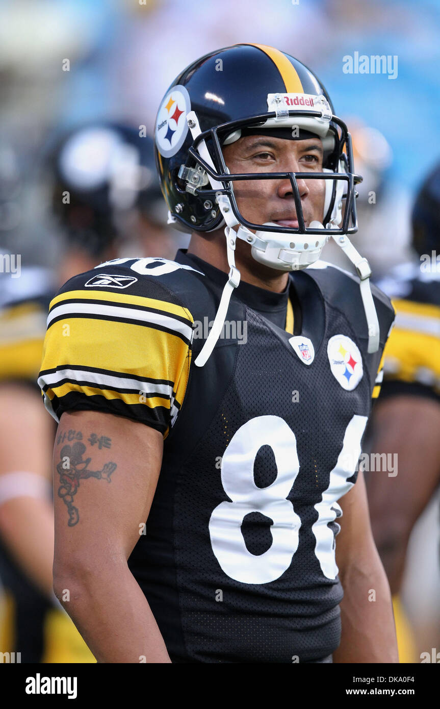 September 1, 2011; Pittsburgh Steelers wide receiver Hines Ward (86) during warm ups at Bank of America Stadium in Charlotte,NC. Pittsburgh leads at the half 20-14 . Jim Dedmon/CSM(Credit Image: © Jim Dedmon/Cal Sport Media/ZUMAPRESS.com) Stock Photo