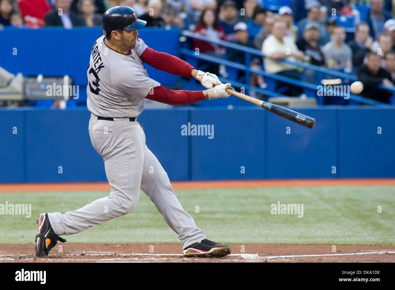 Red sox catcher jason varitek hi-res stock photography and images - Alamy