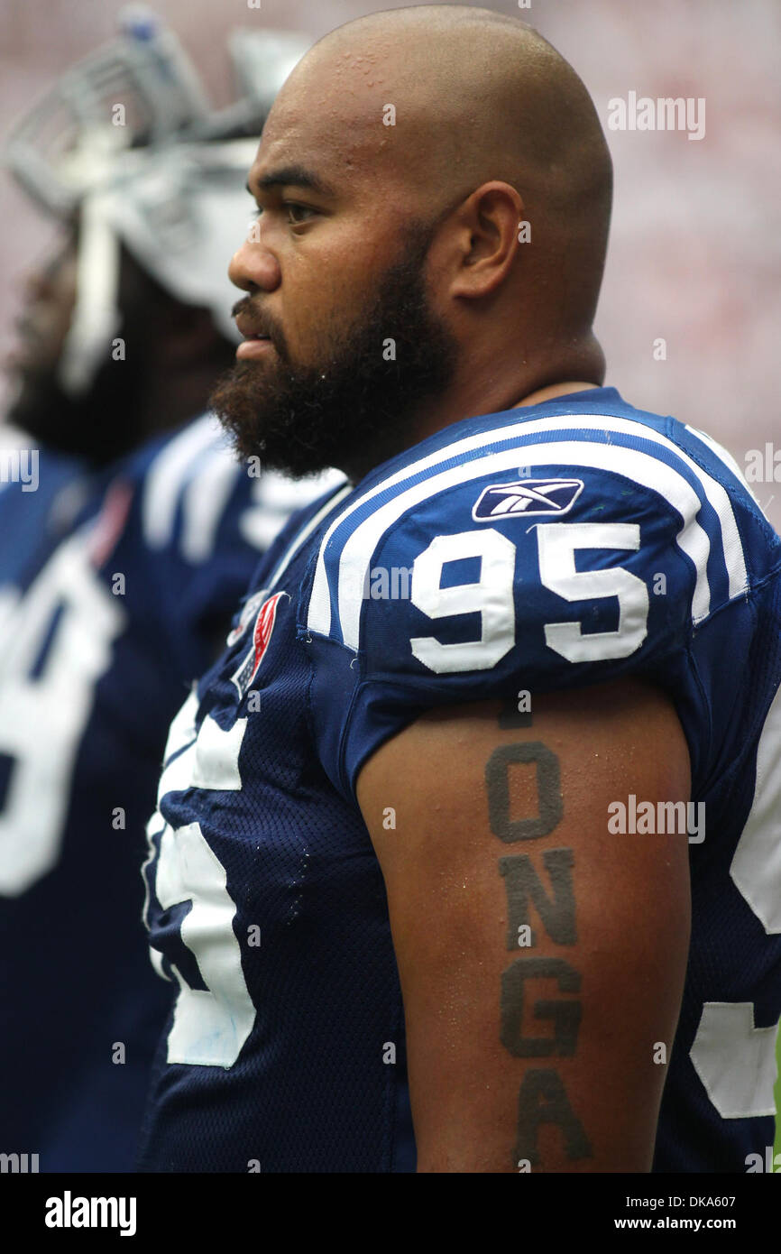 Dallas Cowboys defensive end Ebenezer Ekuban (96) sits on the bench late in  the fourth quarter