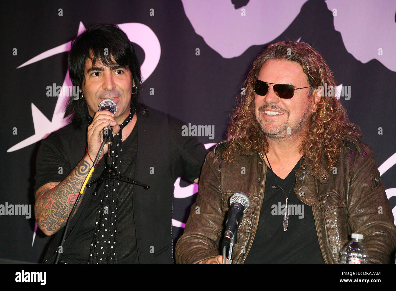 Fher Olvera Multi-Platinum and Grammy Winning Mexican Rock band 'Mana' are  inducted into Guitar Center's Historic RockWalk at Stock Photo - Alamy