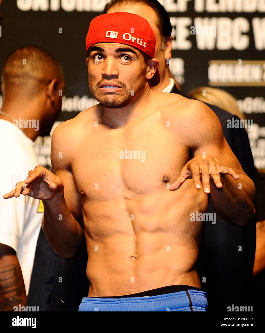 Wbc welterweight title hires stock photography and images Alamy