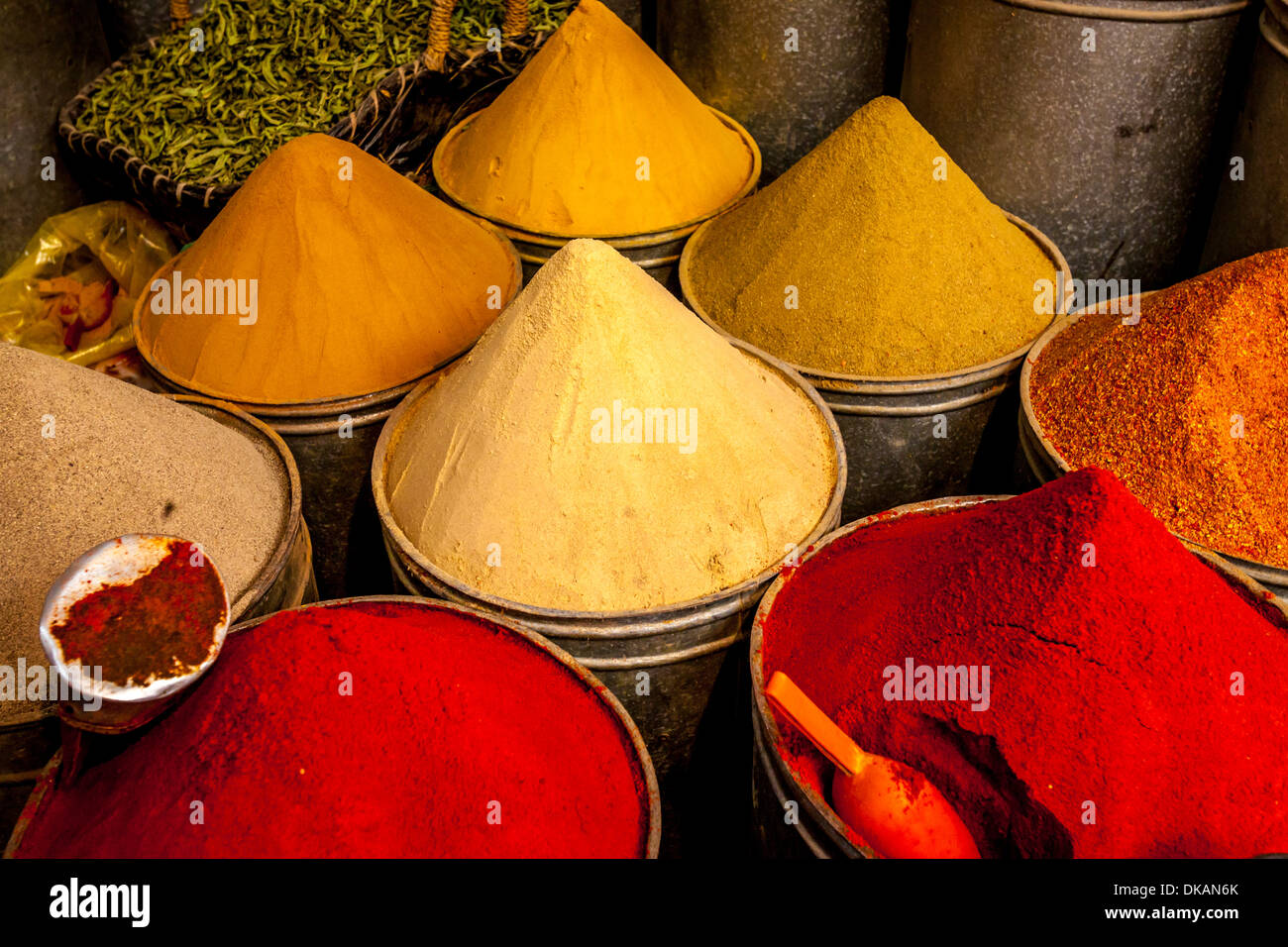 Colourful Spice Stall in The Medina (Old City), Fez, Morocco Stock Photo