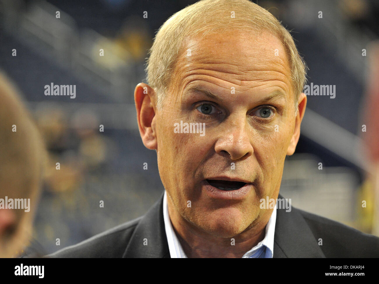 Basketball scoreboard fans hires stock photography and images Alamy