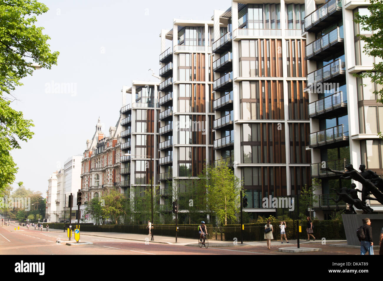 One Hyde Park luxury housing development London Stock Photo Alamy