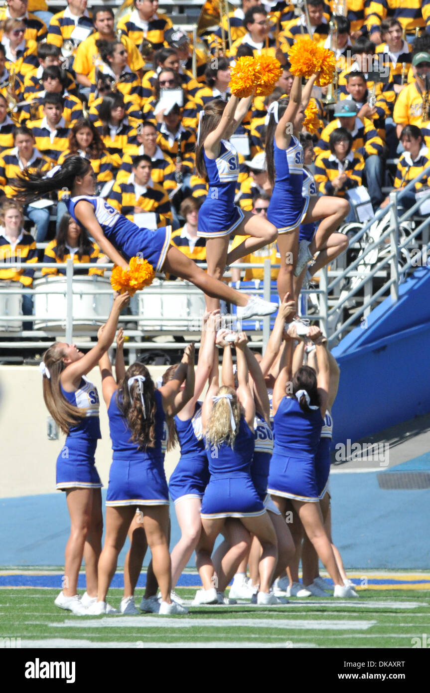 January 30, 2022, Los Angeles, CA, USA: Los Angeles Rams cheerleaders  perform during the NFC Championship game at SoFi Stadium on Sunday, Jan.  30, 2022 in Inglewood. (Credit Image: © Paul Kitagaki