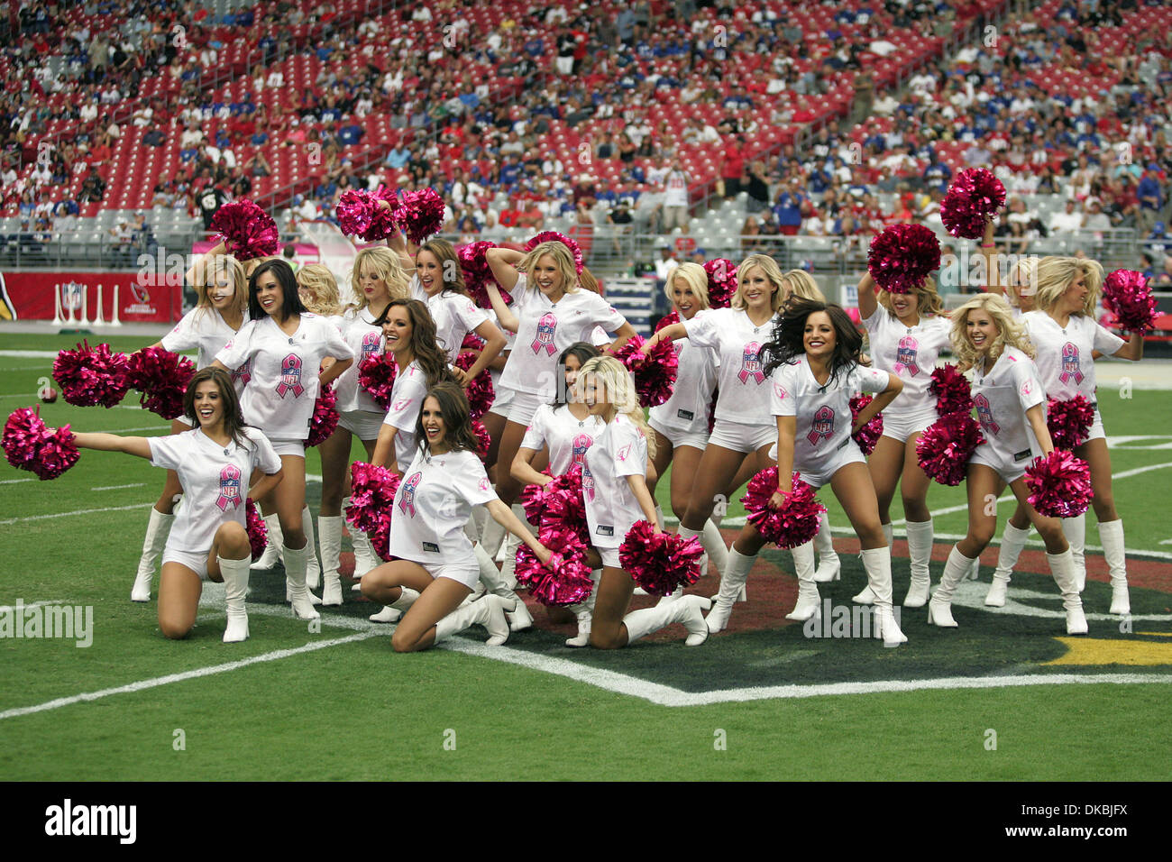 PHOTOS: Cardinals Cheerleaders At The Giants Game