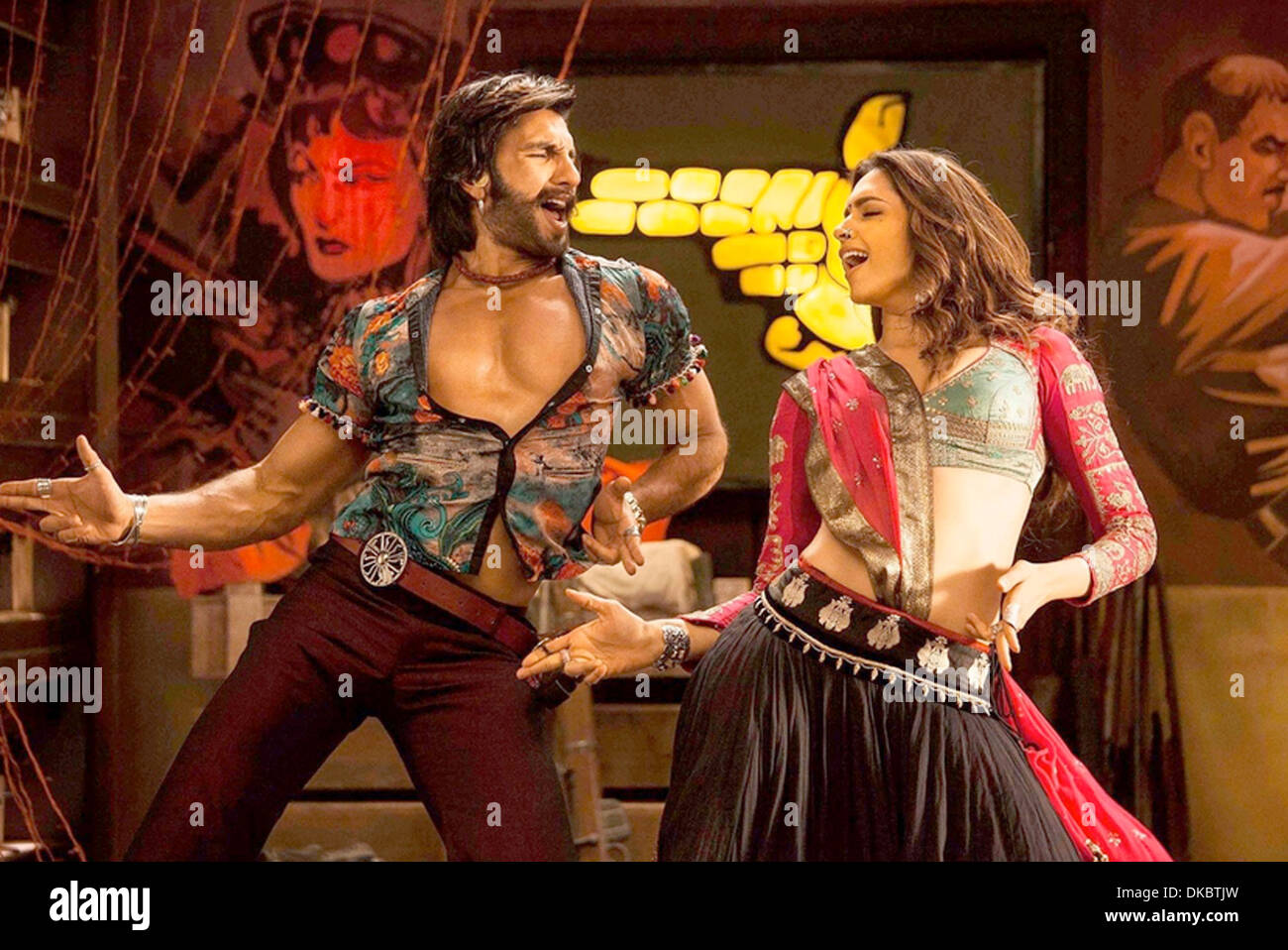 Kano fragment killing Ram leela deepika hi-res stock photography and images - Alamy