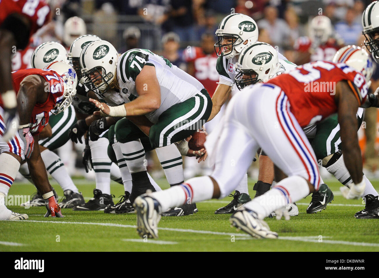 Nick mangold new york jets hi-res stock photography and images - Alamy