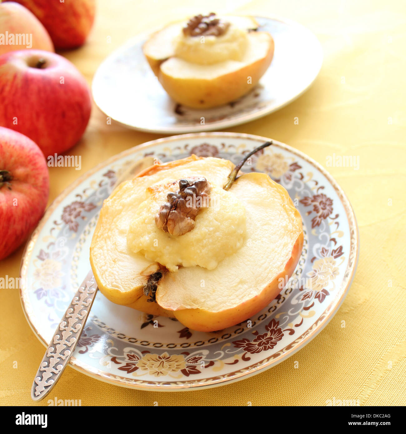 Baked apples with cottage cheese - a favorite dessert 92 Baked apples with cottage cheese - a favorite dessert 11
