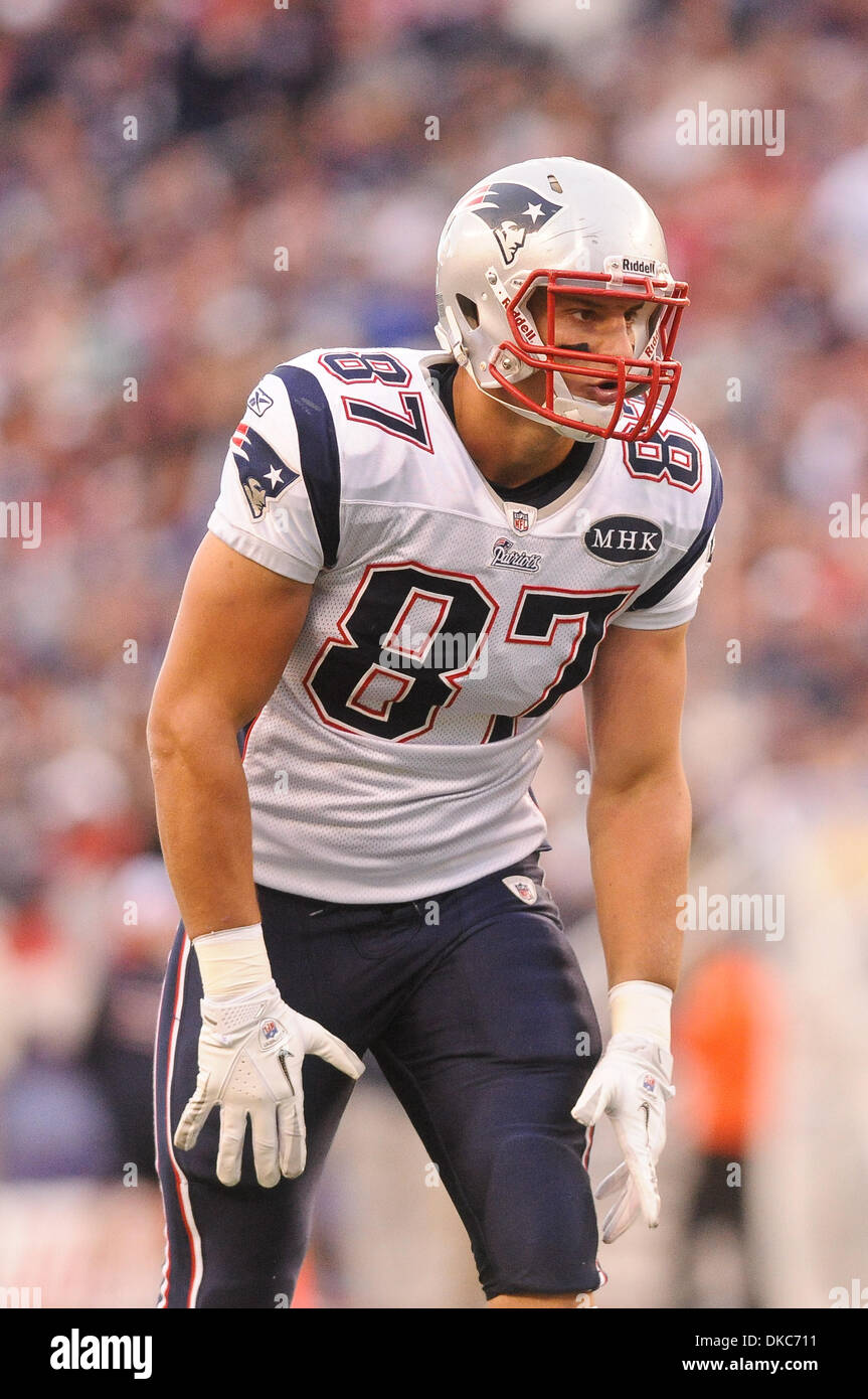 New england patriots rob gronkowski hi-res stock photography and images -  Alamy, image size:863x1390