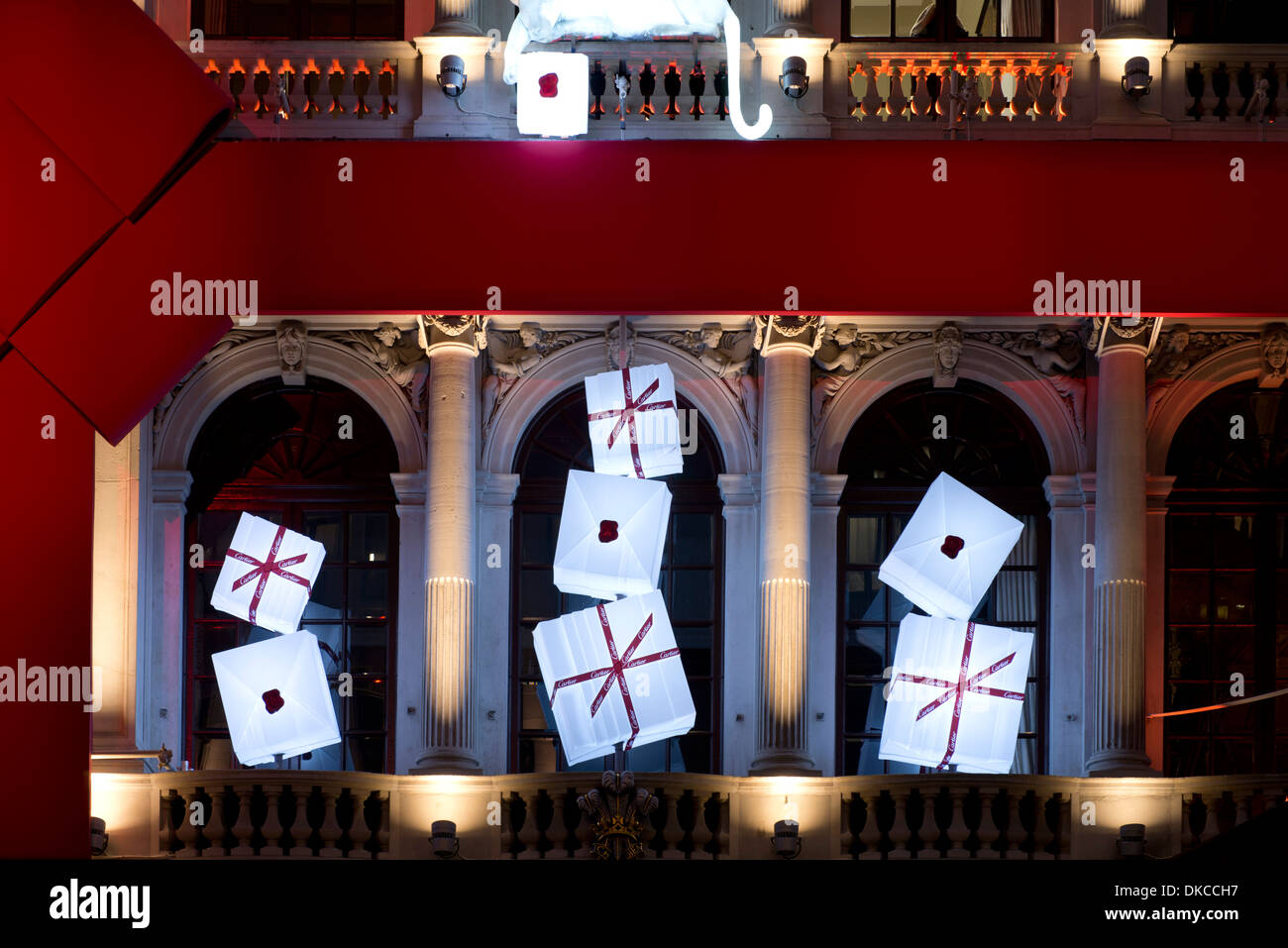 Christmas decorations Cartier, New Bond Street London Stock Photo Alamy
