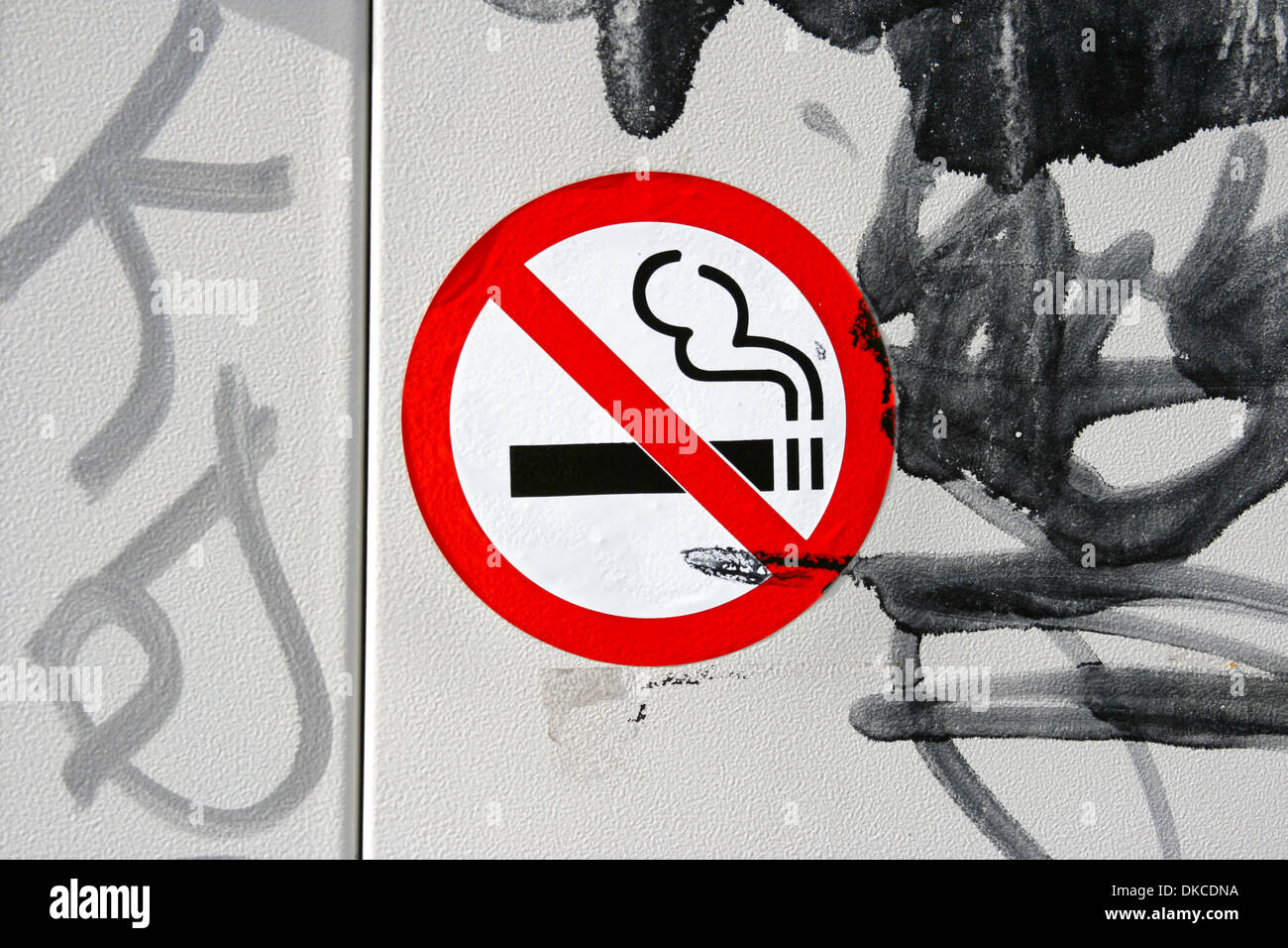 cigarette graffiti butt with black spray paint art 41730345 Vector Art at Vecteezy Graffiti Art Drawing Cigarette Illustration