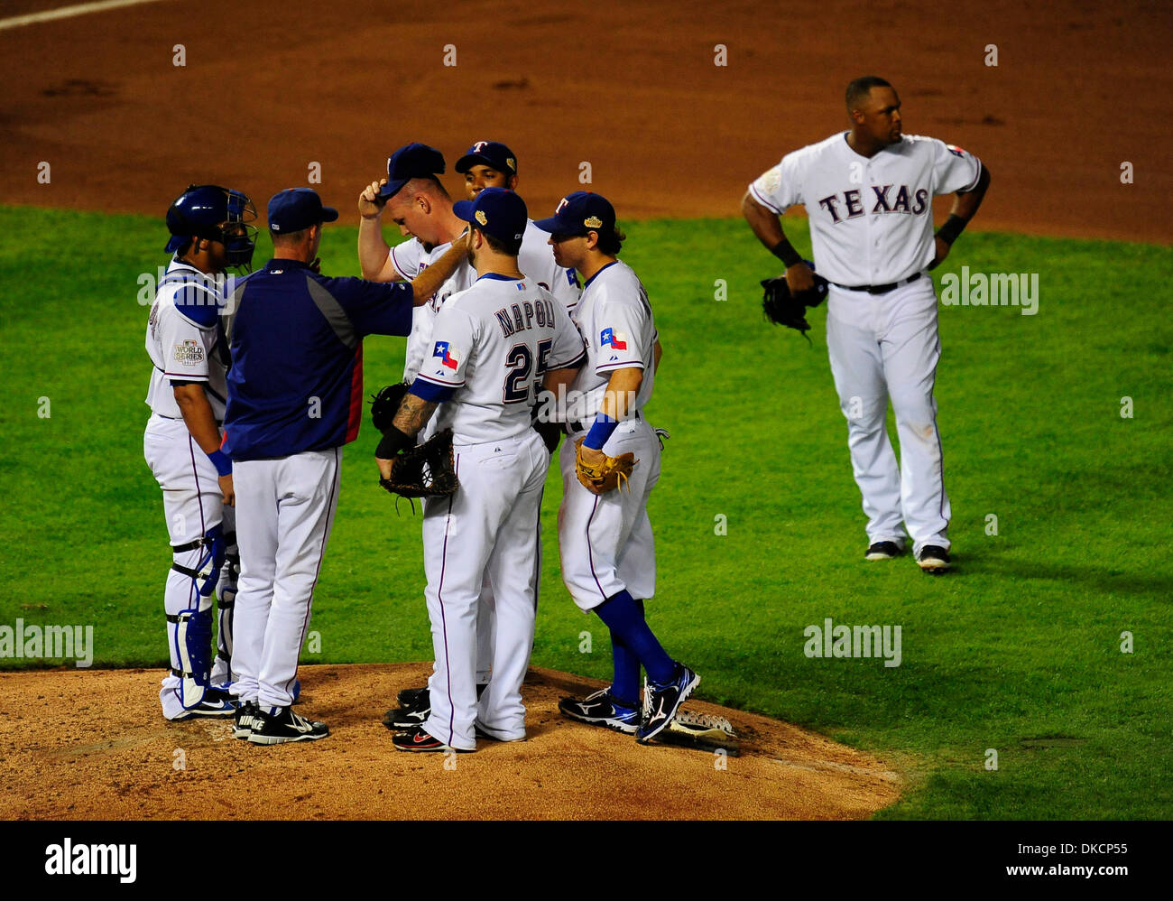 Tipping hat hires stock photography and images Alamy