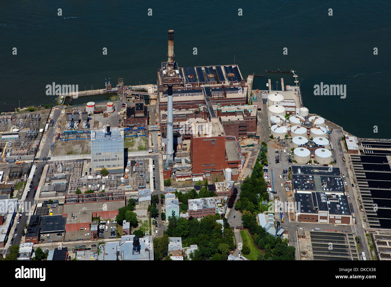 aerial photograph Brooklyn Navy Yard Cogeneration Facility, Brooklyn, New York Stock Photo