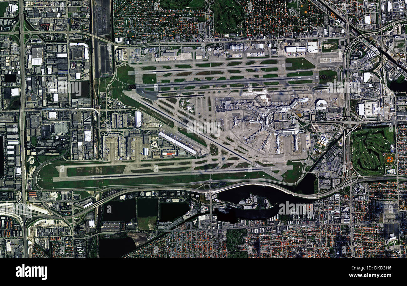 how far from miami international airport to cruise port