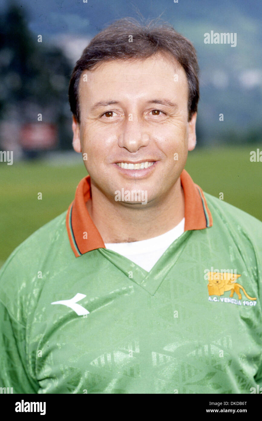 Alberto Zaccheroni (Venezia), 1991 - Football / Soccer : A portrait of Alberto Zaccheroni during the Venezia team photo session for Serie B in Italy. © Maurizio Borsari/AFLO/Alamy Live News Stock Photo