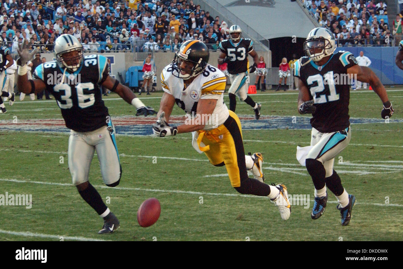 Football shaun williams hires stock photography and images Alamy