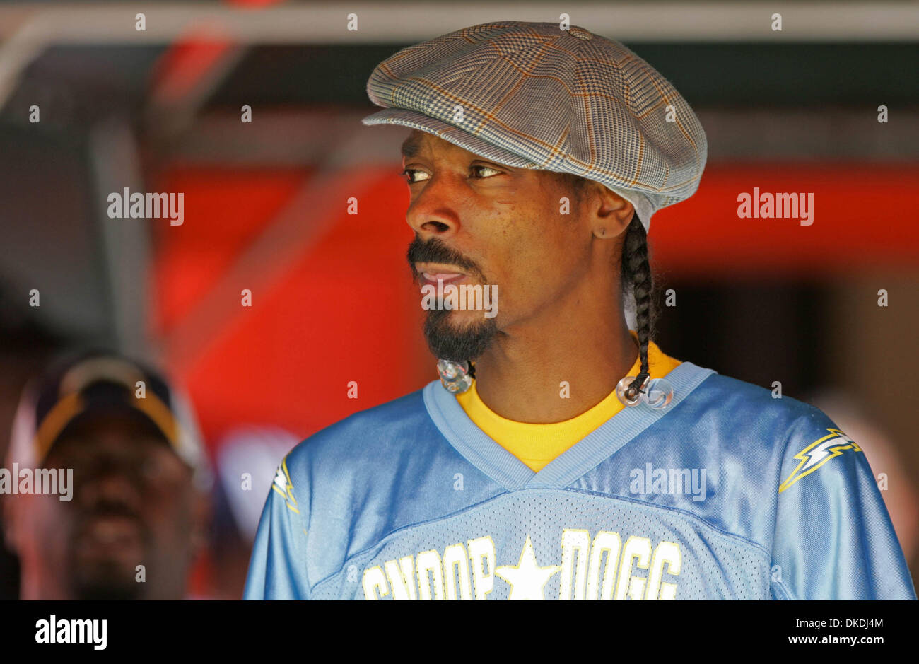 PHOTOS: Snoop Dogg Films NBC's 'Sunday Night Football Final' for Peacock in  Tampa Bay – Florida National News