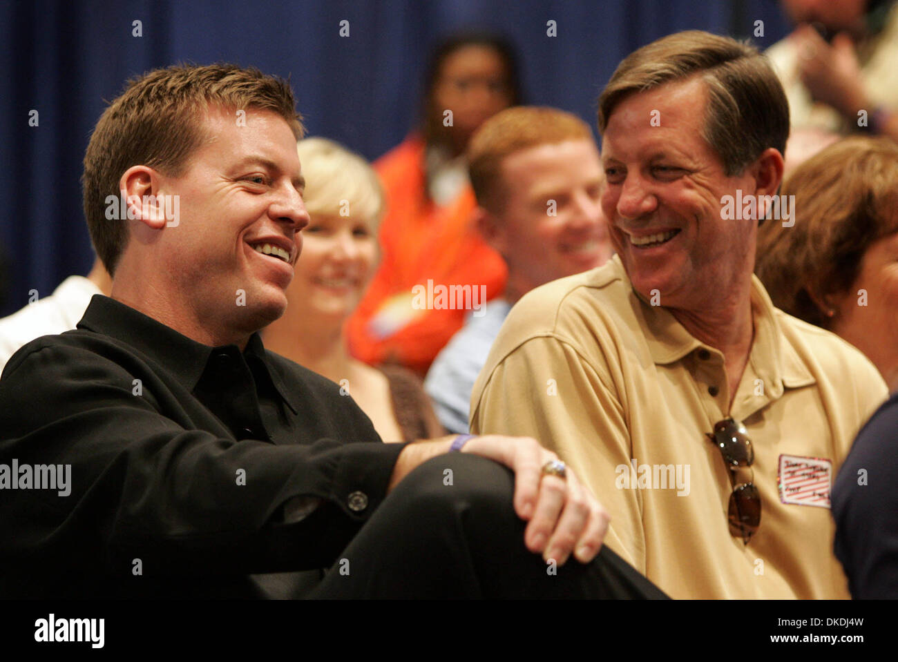 Feb 03, 2007 - Miami, FL, USA - NFL Football: TROY AIKMAN and NORV TURNER  react to comments