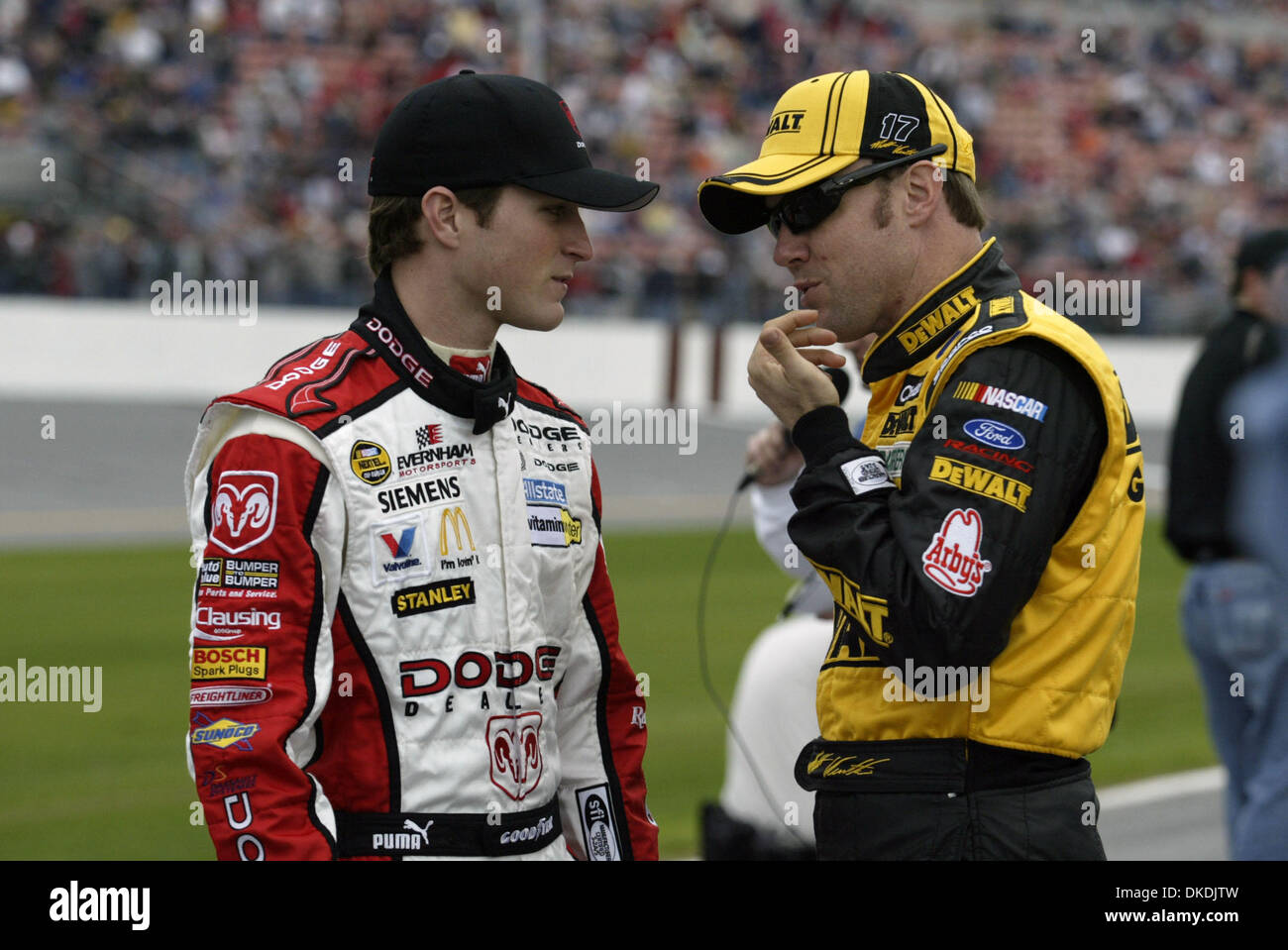 Feb 15, 2007 - Daytona Beach, FL, USA - KASEY KAHNE (driver of the #9 car), left, and MATT KENSETH (driver of the #17 car) chat before the start of the Nextel Cup Series Gatorade Dual 150 races at Daytona International Speedway in Daytona Beach, Florida on Wednesday, February 15, 2007.  Both drivers' crew chiefs were suspended by NASCAR. (Credit Image: © Gregg Pachkowski/Angel Pach Stock Photo