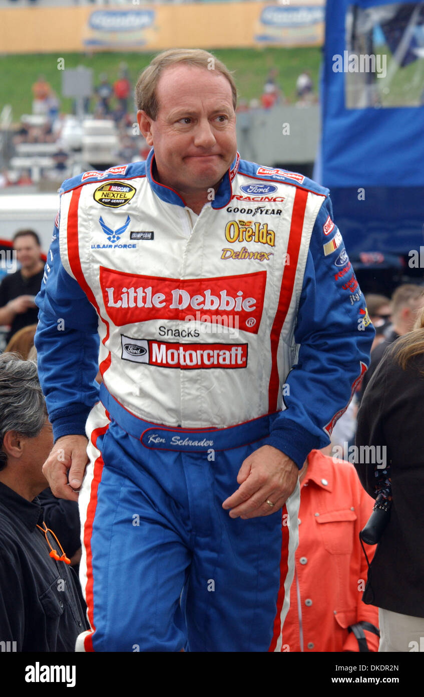 Little debbie snack cakes hi-res stock photography and images - Alamy