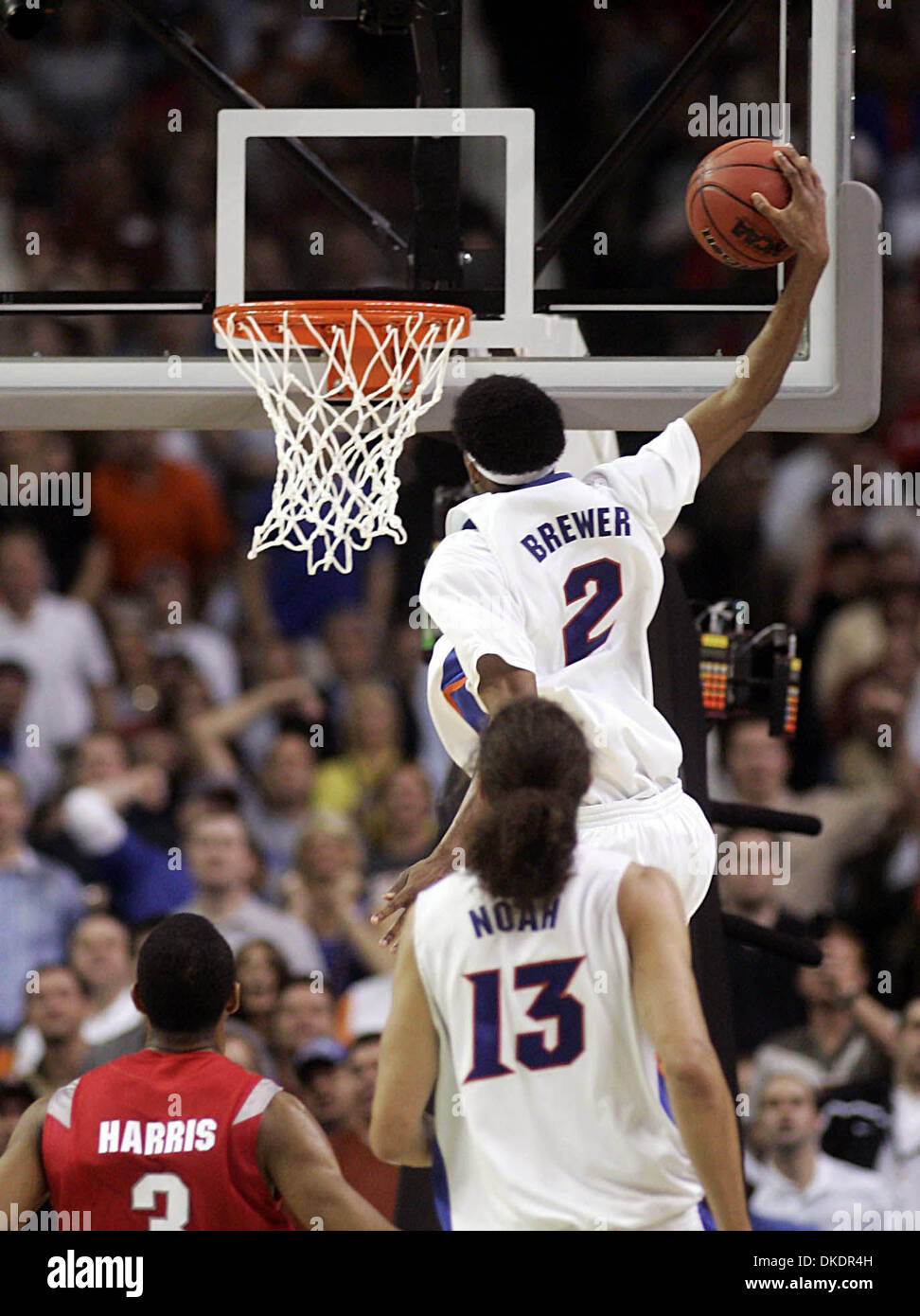 corey brewer dunk