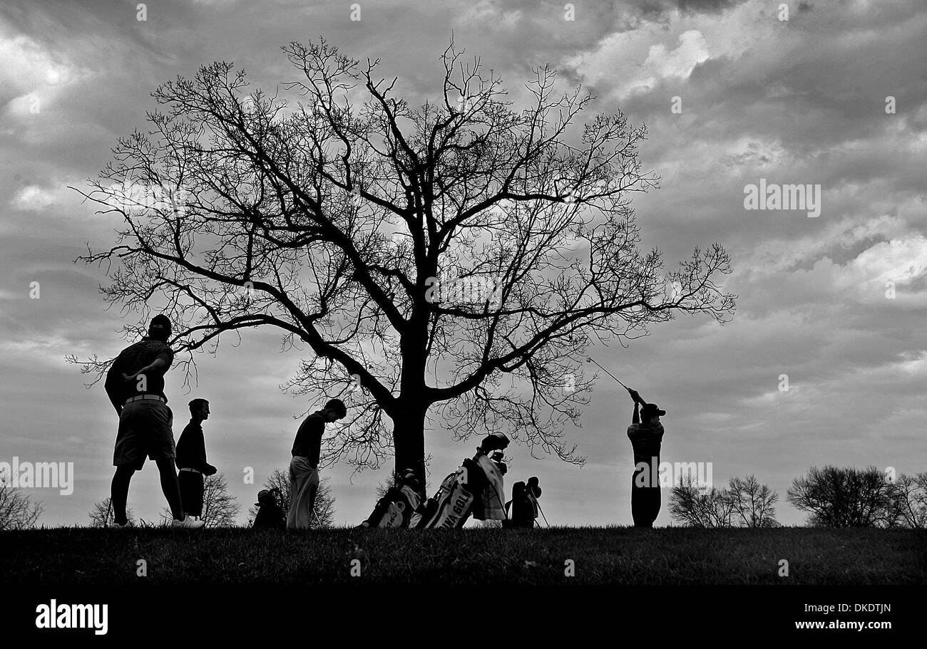 Apr 21, 2007 - Falcon Heights, MN, USA - The Tri-State Boys Invitational at the U of M Les Bolstad Golf Course in Falcon Heights. (Credit Image: © Jim Gehrz/Minneapolis Star Tribune/ZUMA Press) RESTRICTIONS: USA Tabloid RIGHTS OUT! Stock Photo