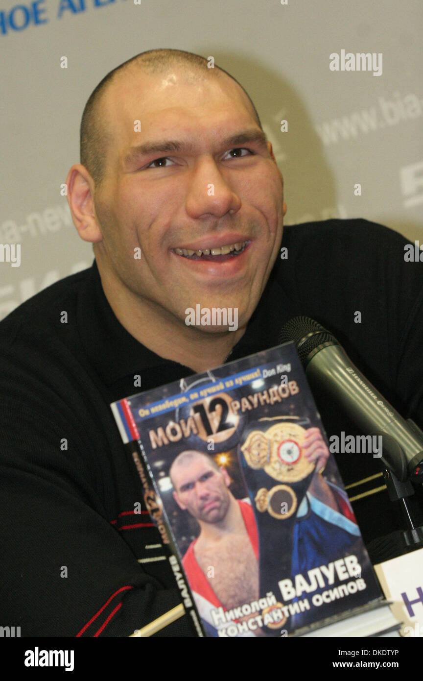 St.Petersburg. Russian WBA heavy weight champion - boxer Nikolai Valuev presented his book `My 12 Rounds`.(Credit Image: © PhotoXpress/ZUMA Press) RESTRICTIONS: North and South America Rights ONLY! Stock Photo