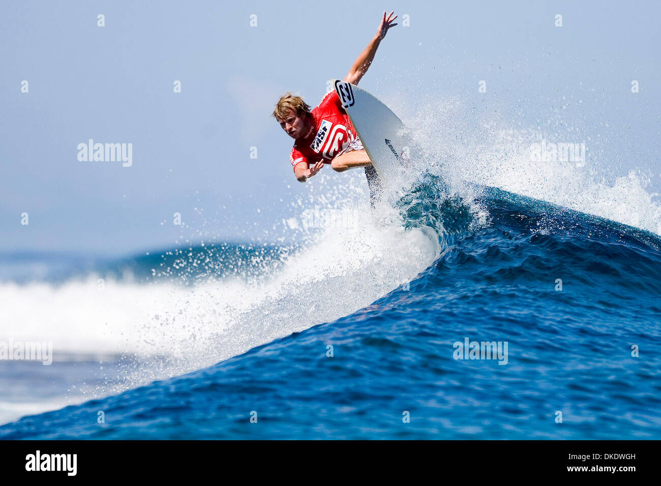 May 13, 2007 Teahupoo, Teahupoo, Tahiti Australian TAJ BURROW