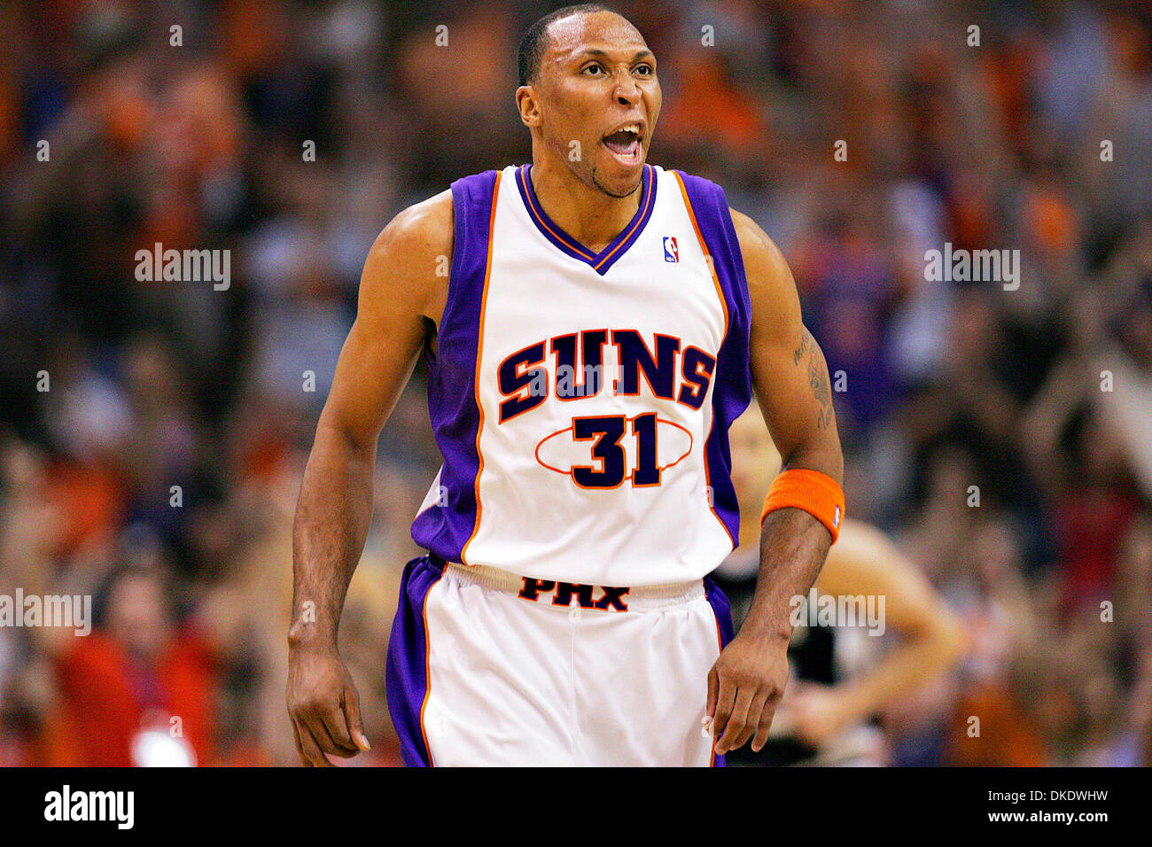 May 16, 2007 Phoenix, AZ, USA SHAWN MARION reacts after hitting a