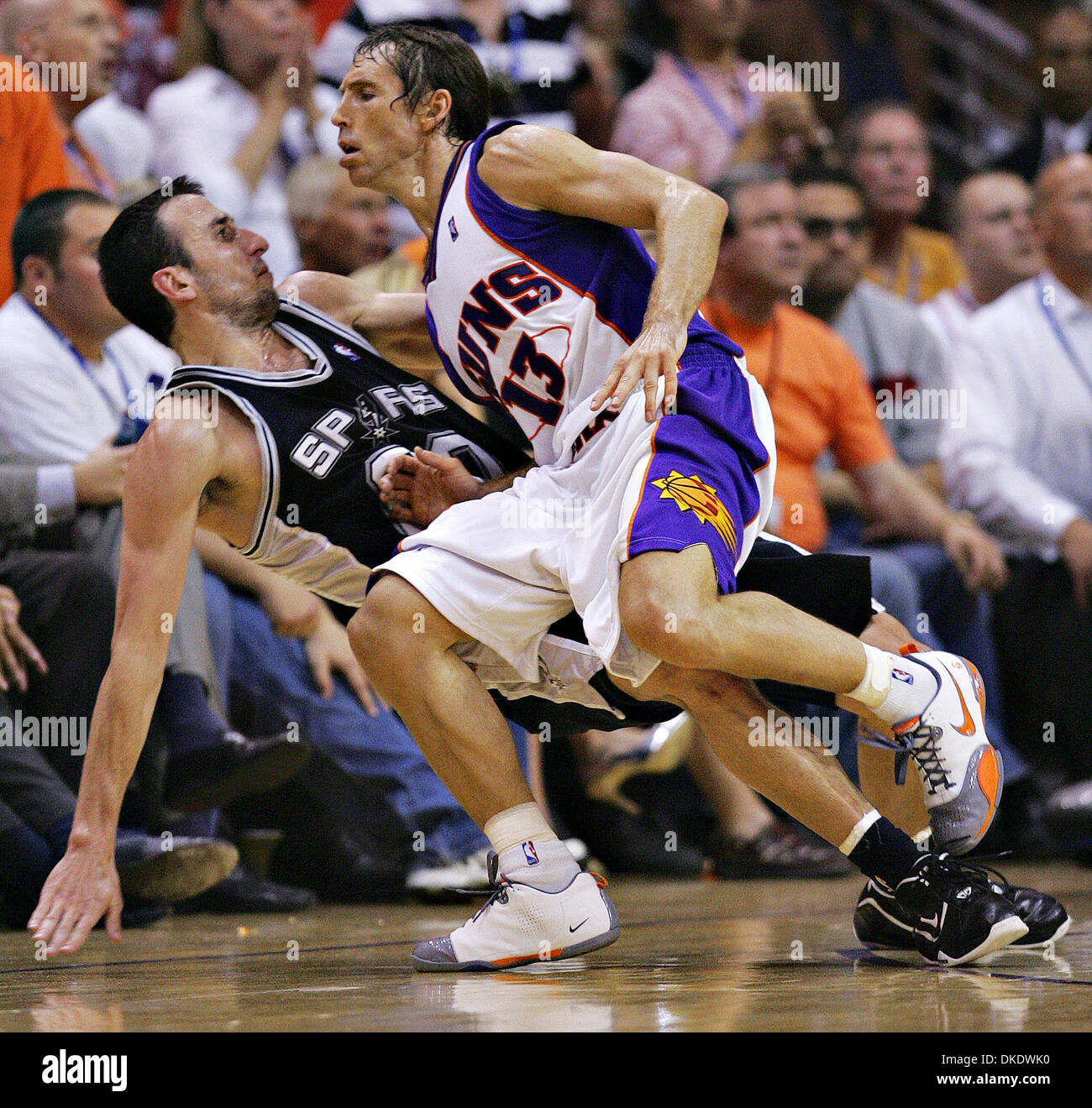 10,048 Steve Nash Suns Stock Photos, High-Res Pictures, and Images - Getty  Images