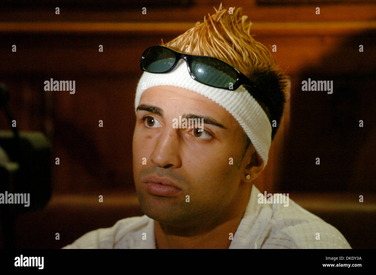 Jun 13, 2007 - Manhattan, NY, USA - Challenger PAULIE MALIGNAGGI speaks to the press. Gallagher's Steakhouse hosts a press conference promoting the IBF Junior Welterweight Championship bout as Paulie Maliginaggi, of Bensonhurst Brooklyn challenges veteran world titlist Lovemore N'dou this Saturday night, June 16 at Mohegan Sun Arena in Connecticut, the bout will be televised on HBO Stock Photo