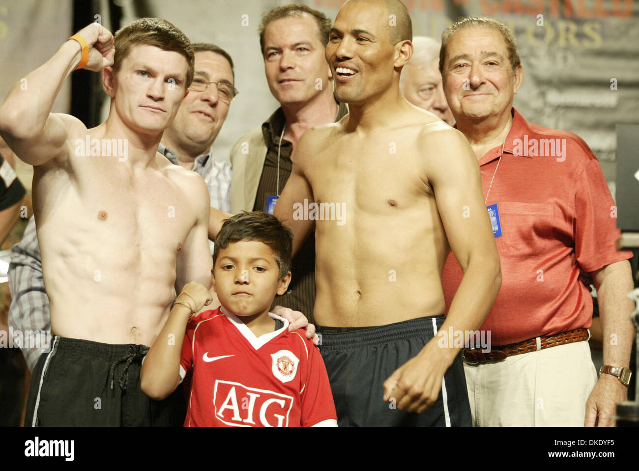 Jun 22, 2007 - Las Vegas, NV, USA - JOSE LUIS CASTILLO & his son (right)  and RICKY HATTON holding the IBO Championship belt at the Caesars Palace  weigh-ins for the Jr