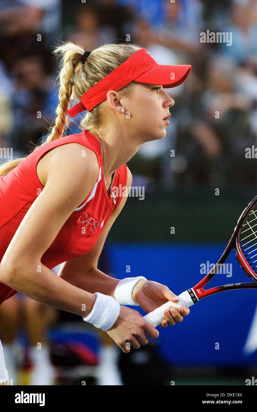 Anna kournikova tennis hi-res stock photography and images - Alamy