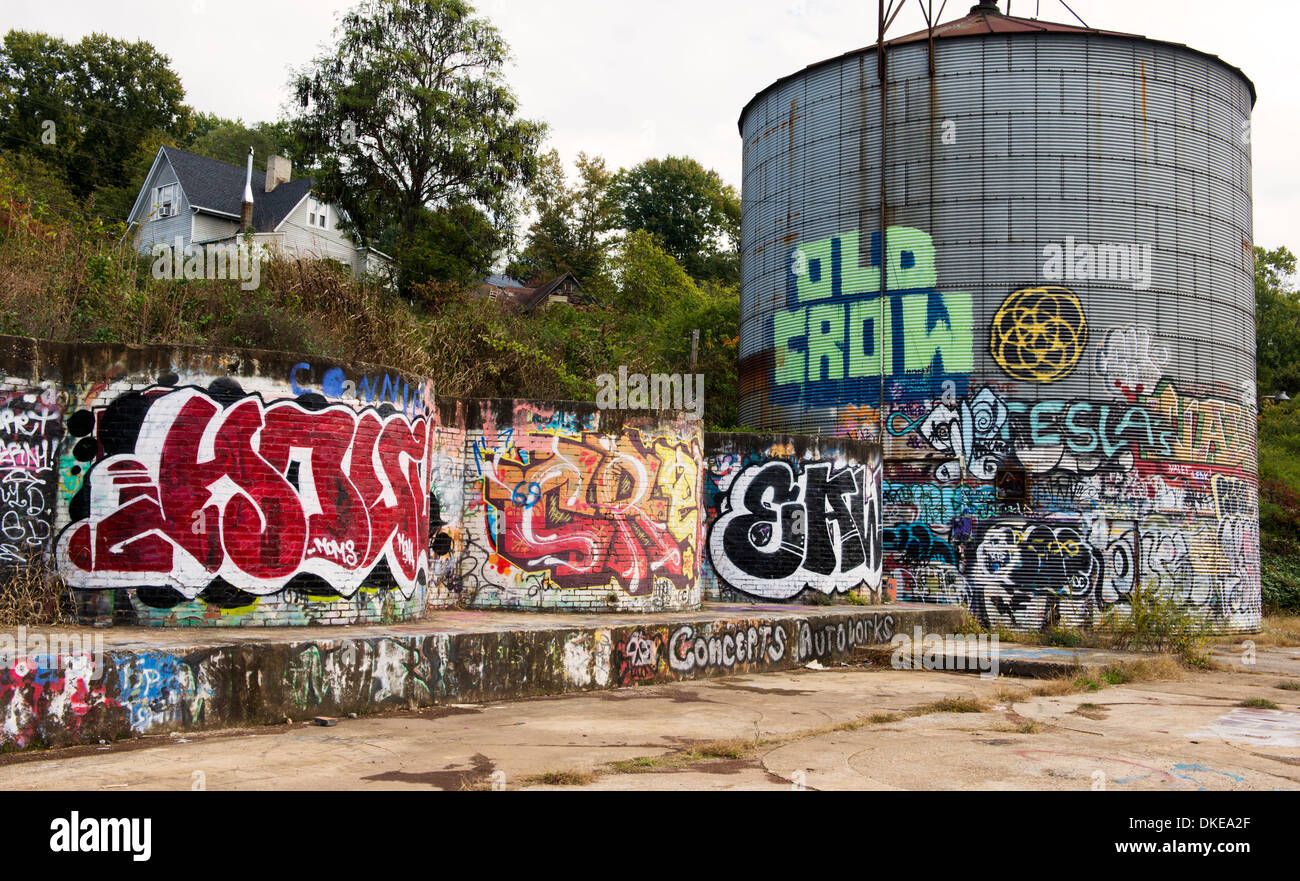 North carolina downtown graffiti hires stock photography and images