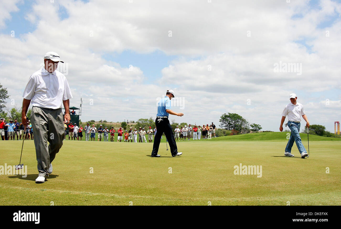FOR METRO Paul Goydos (from left), Zach Johnson and Justin Leonard