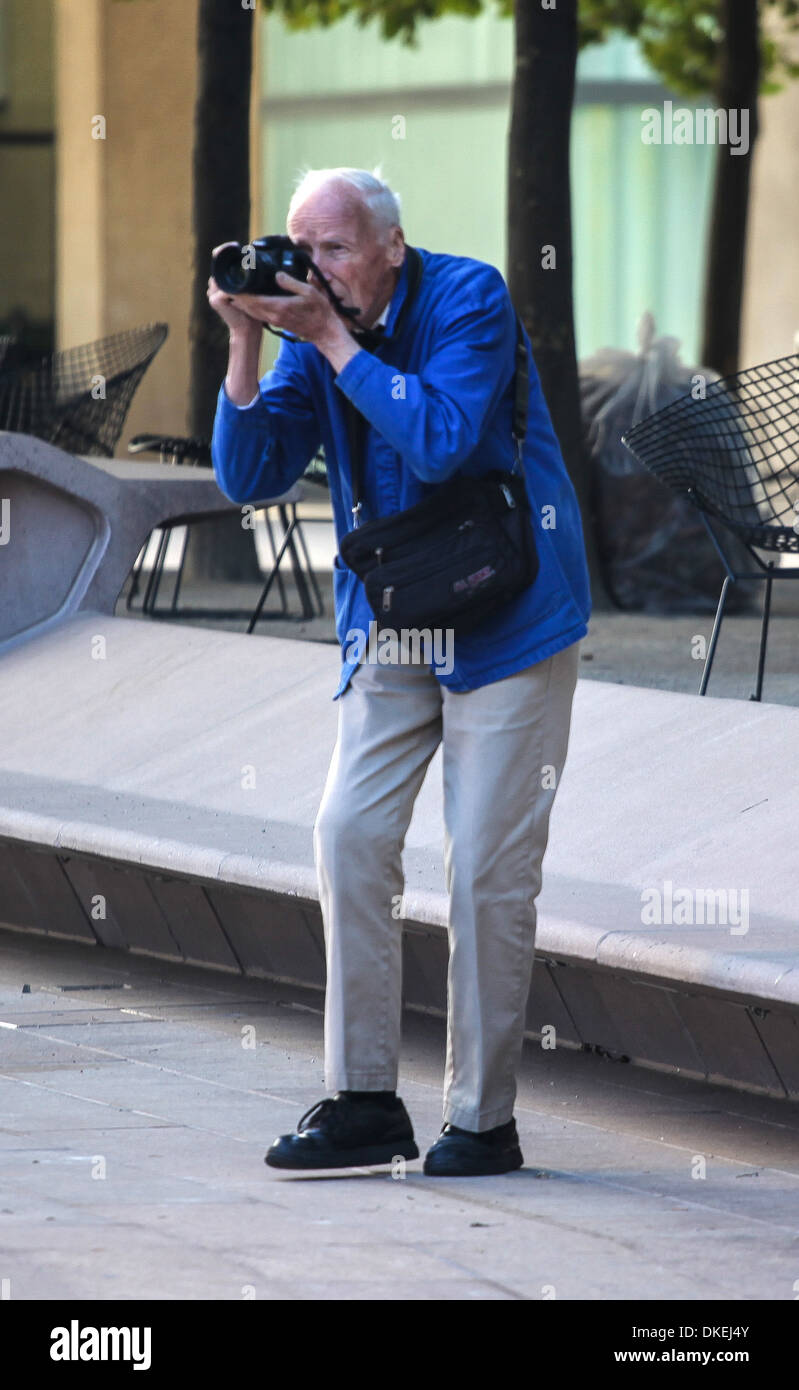 New York Times Photographer Bill Cunningham out and about during ...