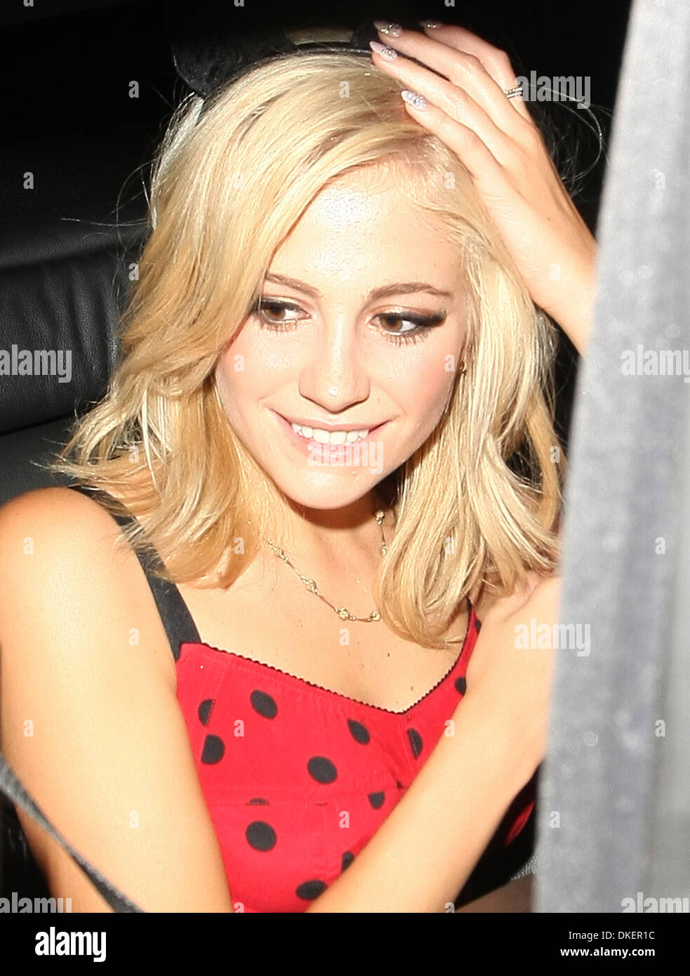 Pixie Lott and boyfriend Oliver Cheshire out in London's Mayfair London