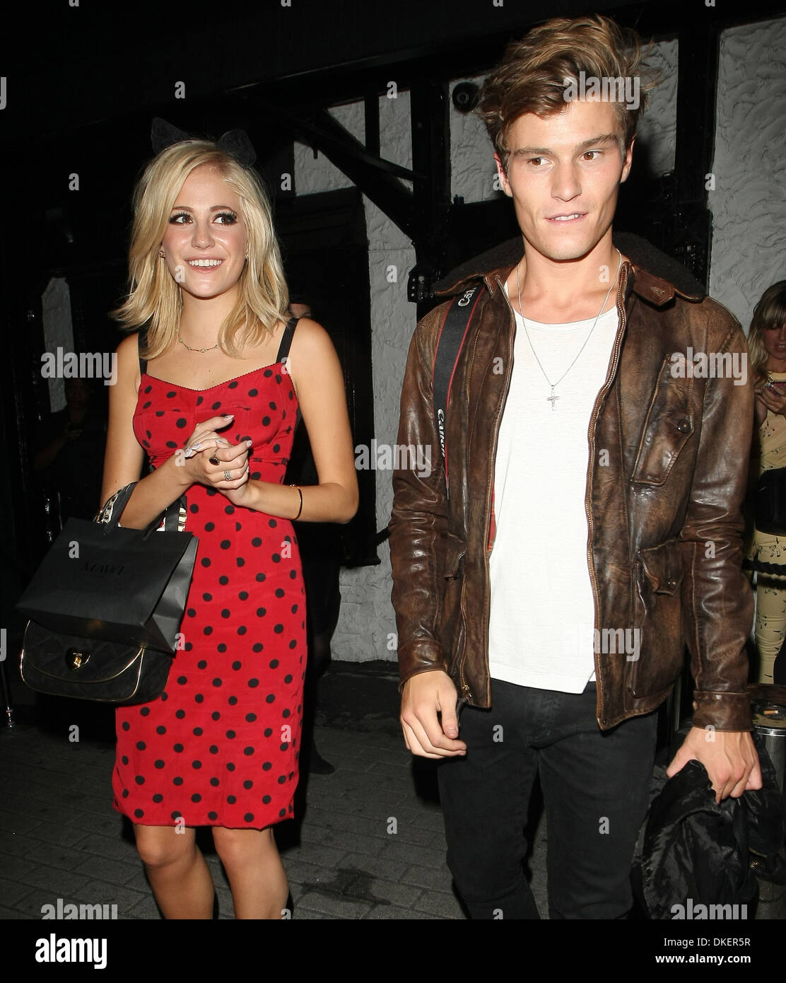 Pixie Lott And Boyfriend Oliver Cheshire Out In London s Mayfair London pixie-lott-and-boyfriend-oliver-cheshire-out-in-london-s-mayfair-london